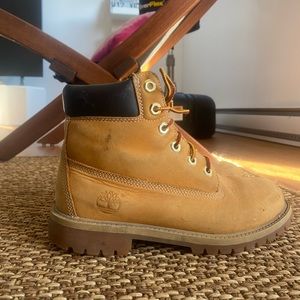 Timberland boots 6.5 Woman / 5 Youth